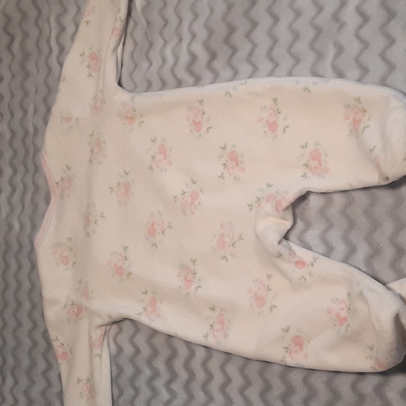 Baby girl footed sleeper. Sleep and play - Picture 9 of 9